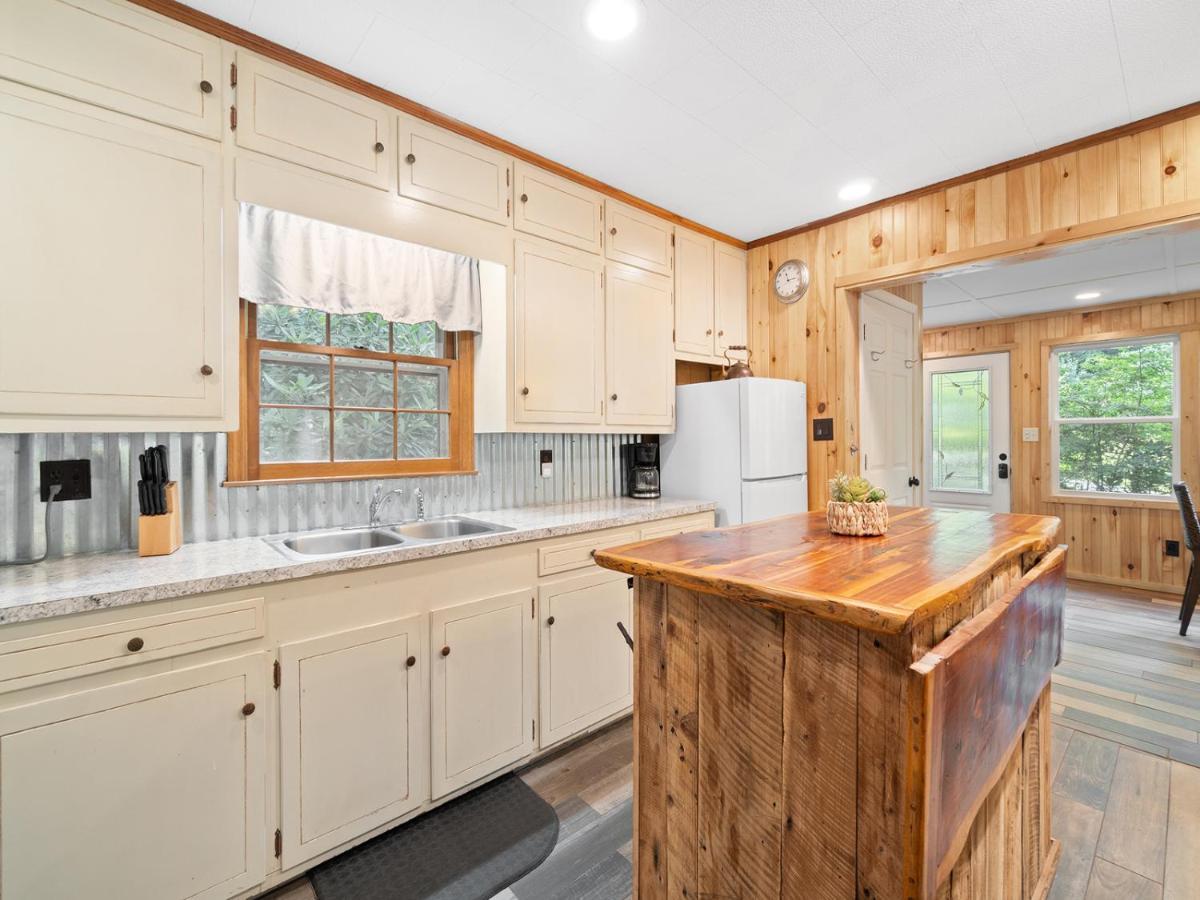 Gingercake Mtn Cottage At Linville Gorge - Wood Burning Fireplace Linville Falls Εξωτερικό φωτογραφία